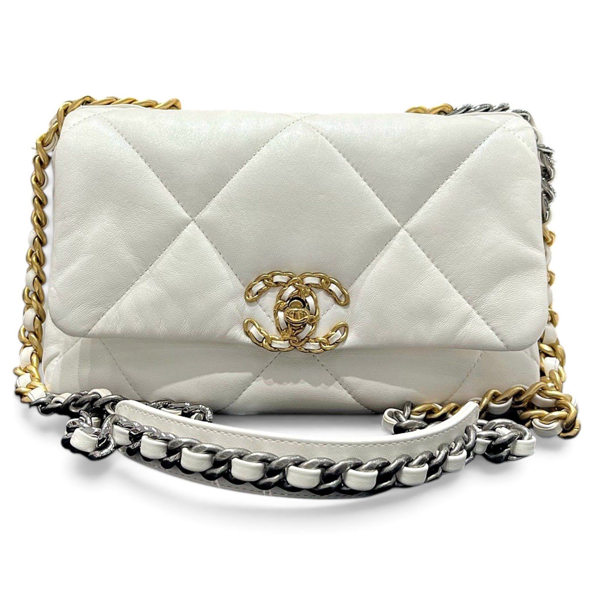 Chanel 19 leather handbag