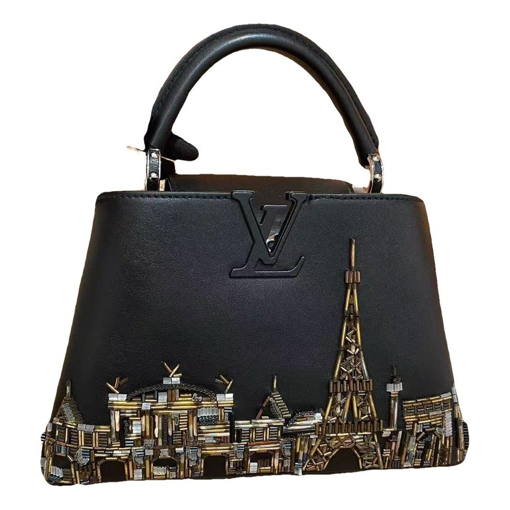 Capucines leather handbag