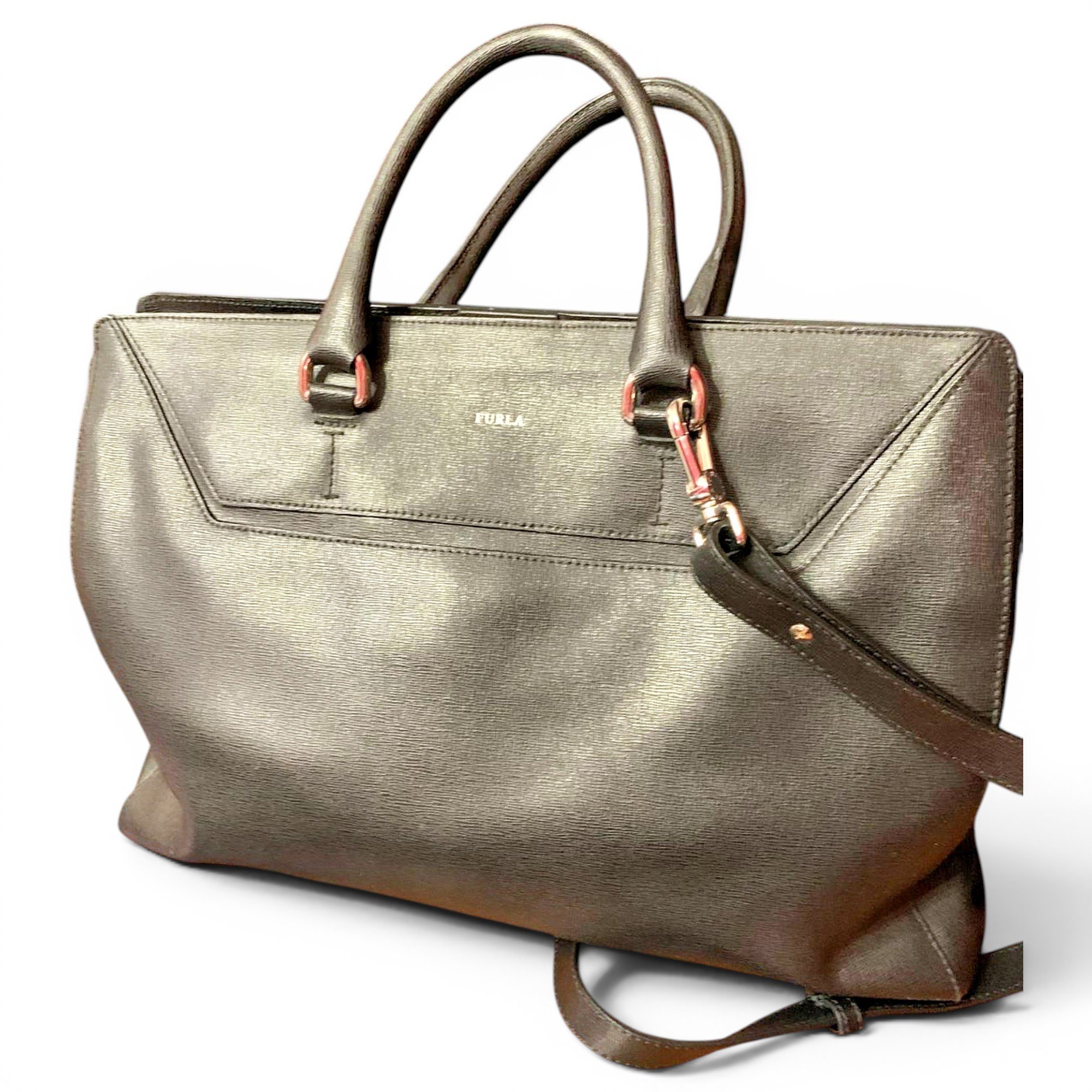 Leather crossbody bag