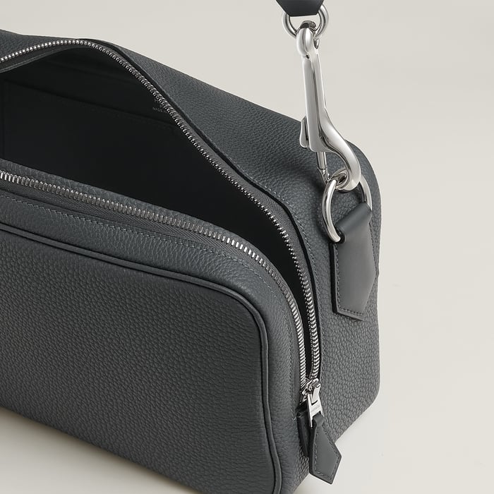 Gris Misty On-body Mousqueton Bag