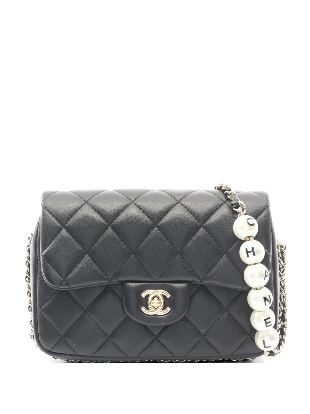 2019 Matelassé flap shoulder bag