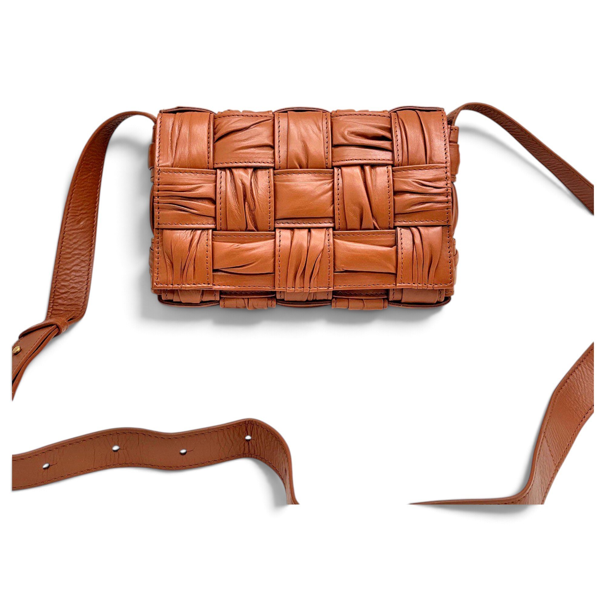 Cassette leather handbag