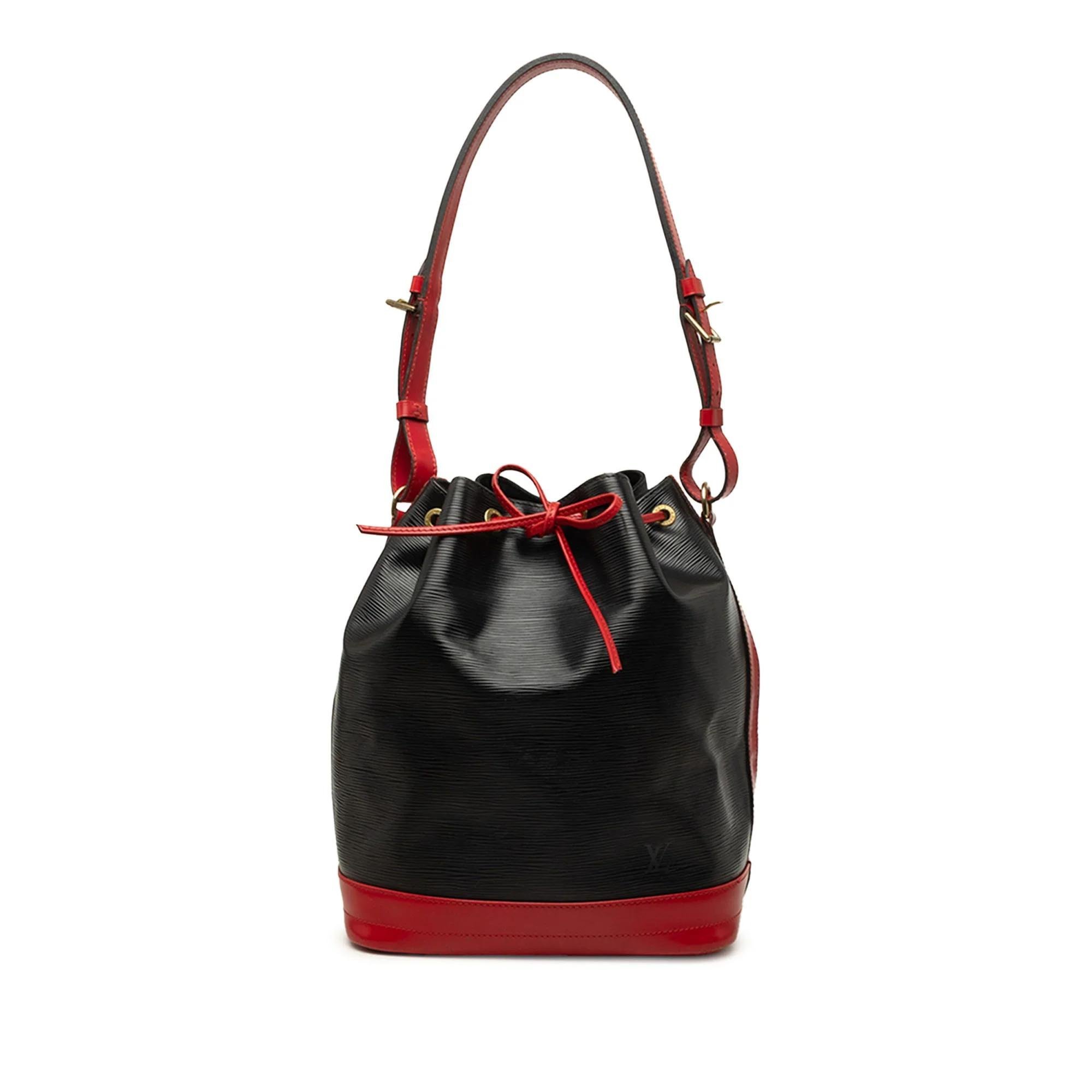 Louis Vuitton Bucket leather bag