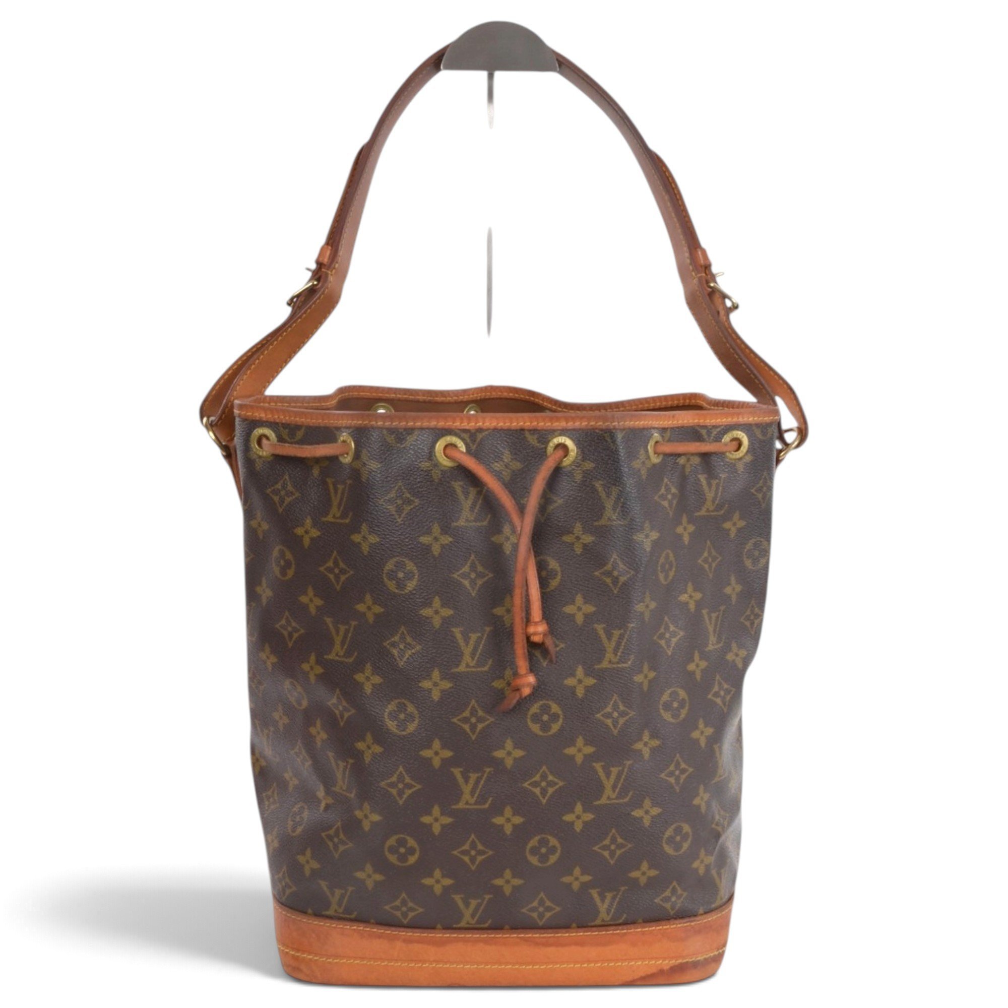 Noé leather handbag