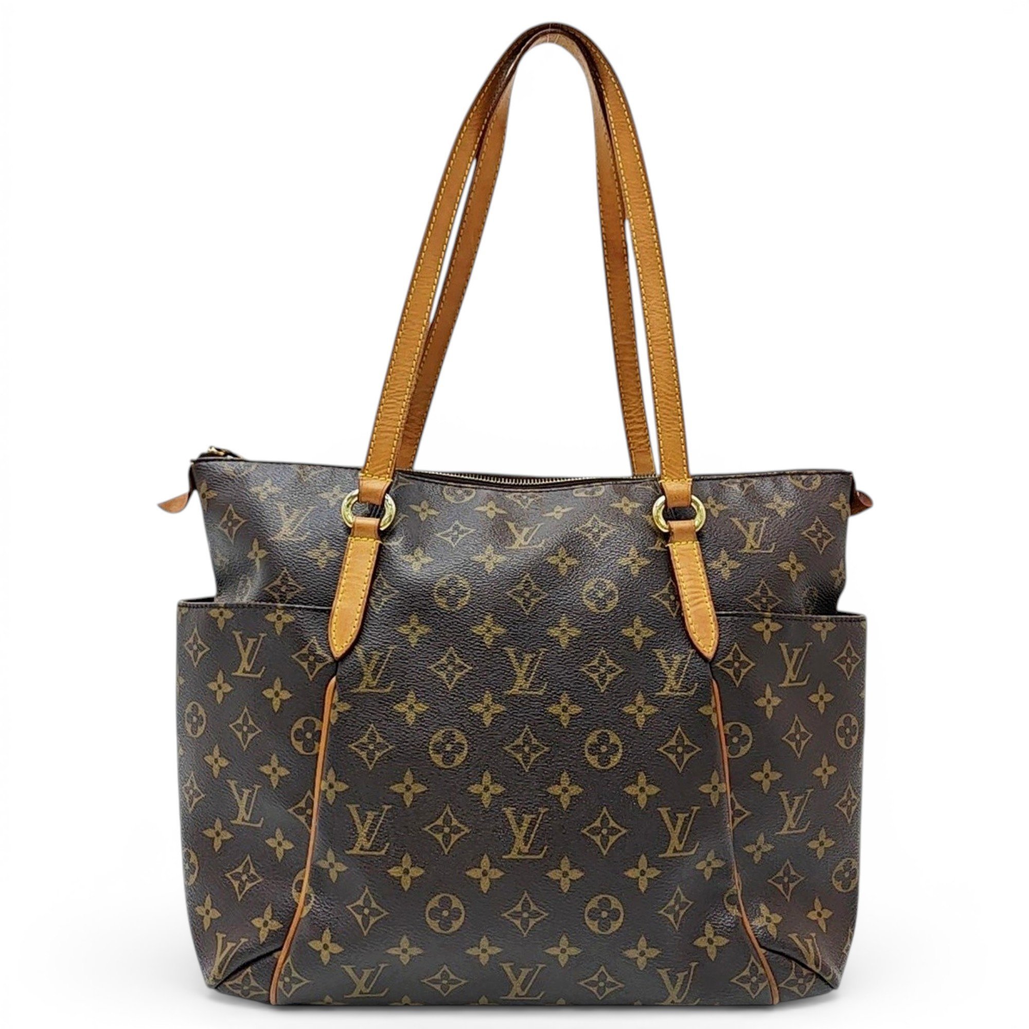 Totally leather handbag