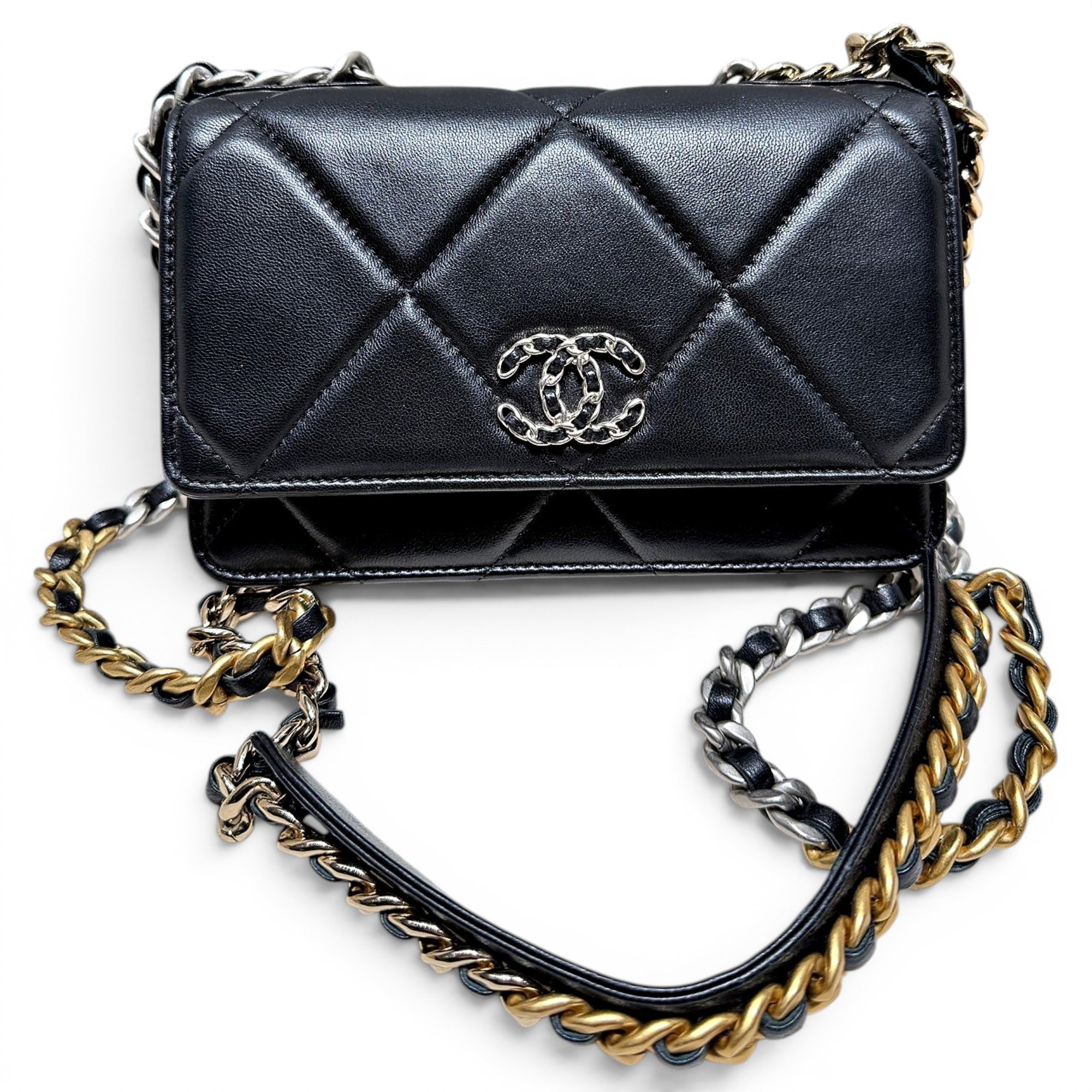 Wallet On Chain Chanel 19 leather handbag