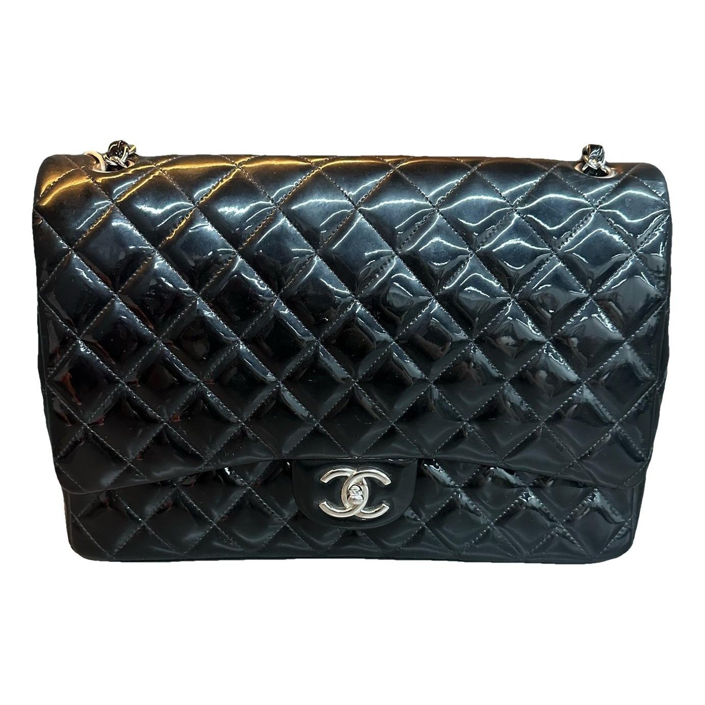 Timeless/Classique patent leather crossbody bag