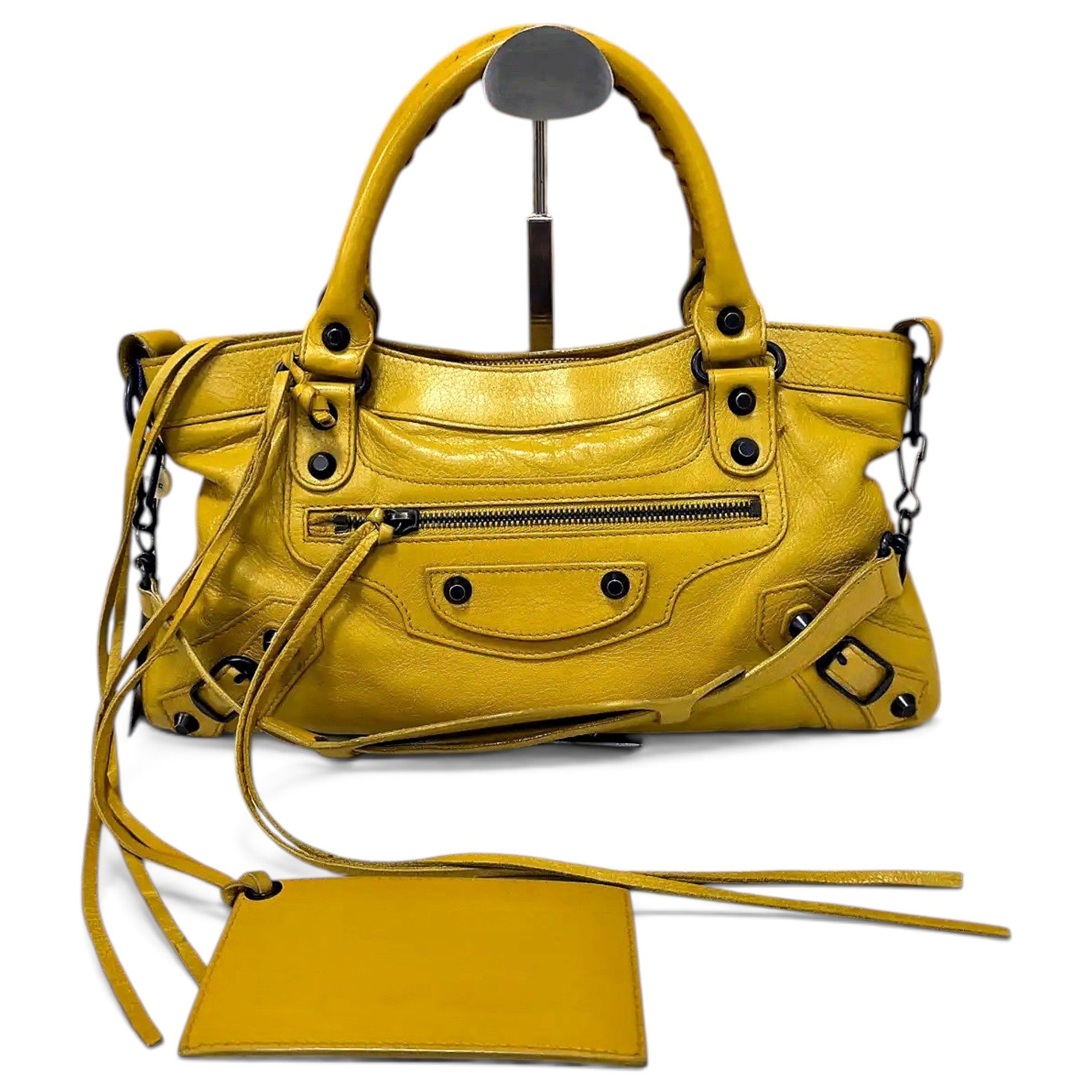 City leather handbag