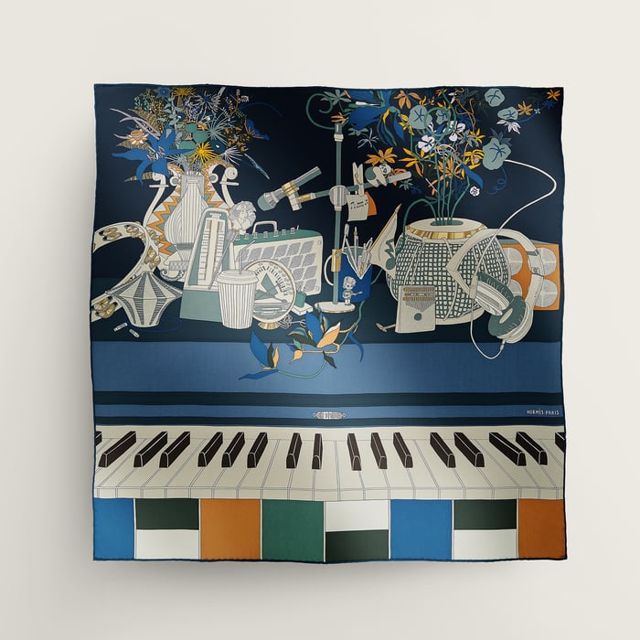 En Studio Scarf 70
