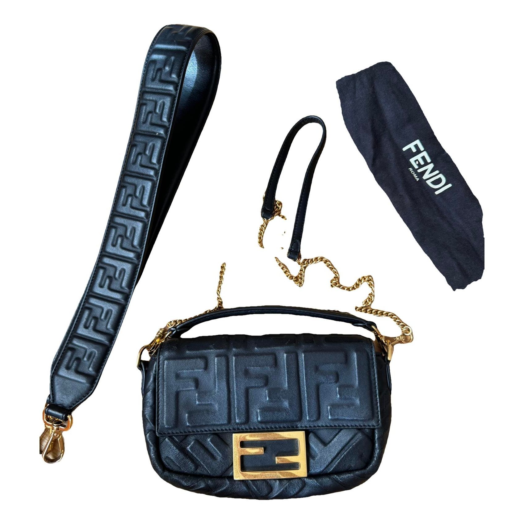 Baguette leather handbag
