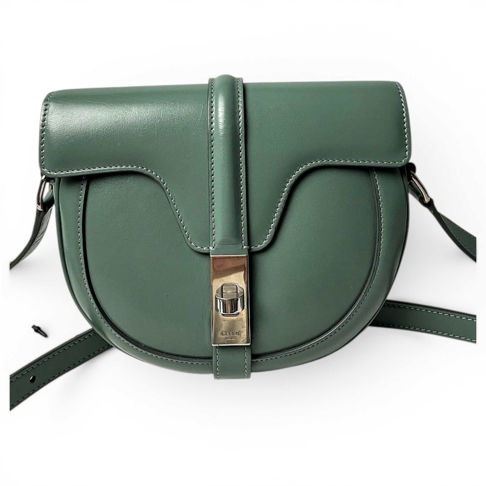 SAC 16 BESACE leather handbag