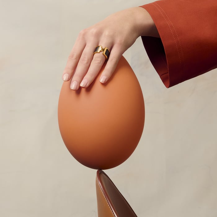 Noir Olympe Ring, Large Model