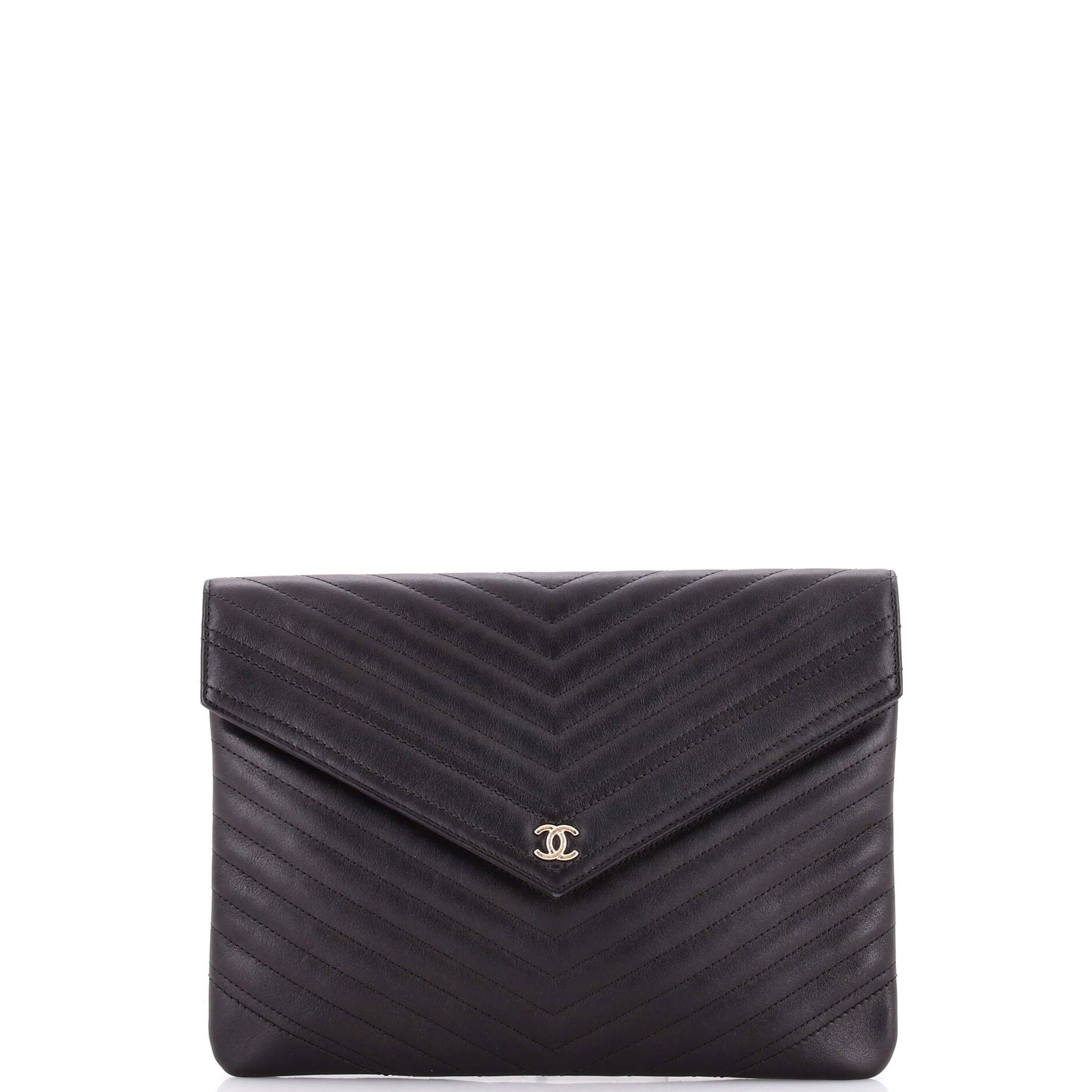 Statement Pouch Chevron Caviar Large