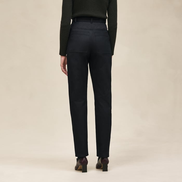 Noir High-waisted Pants