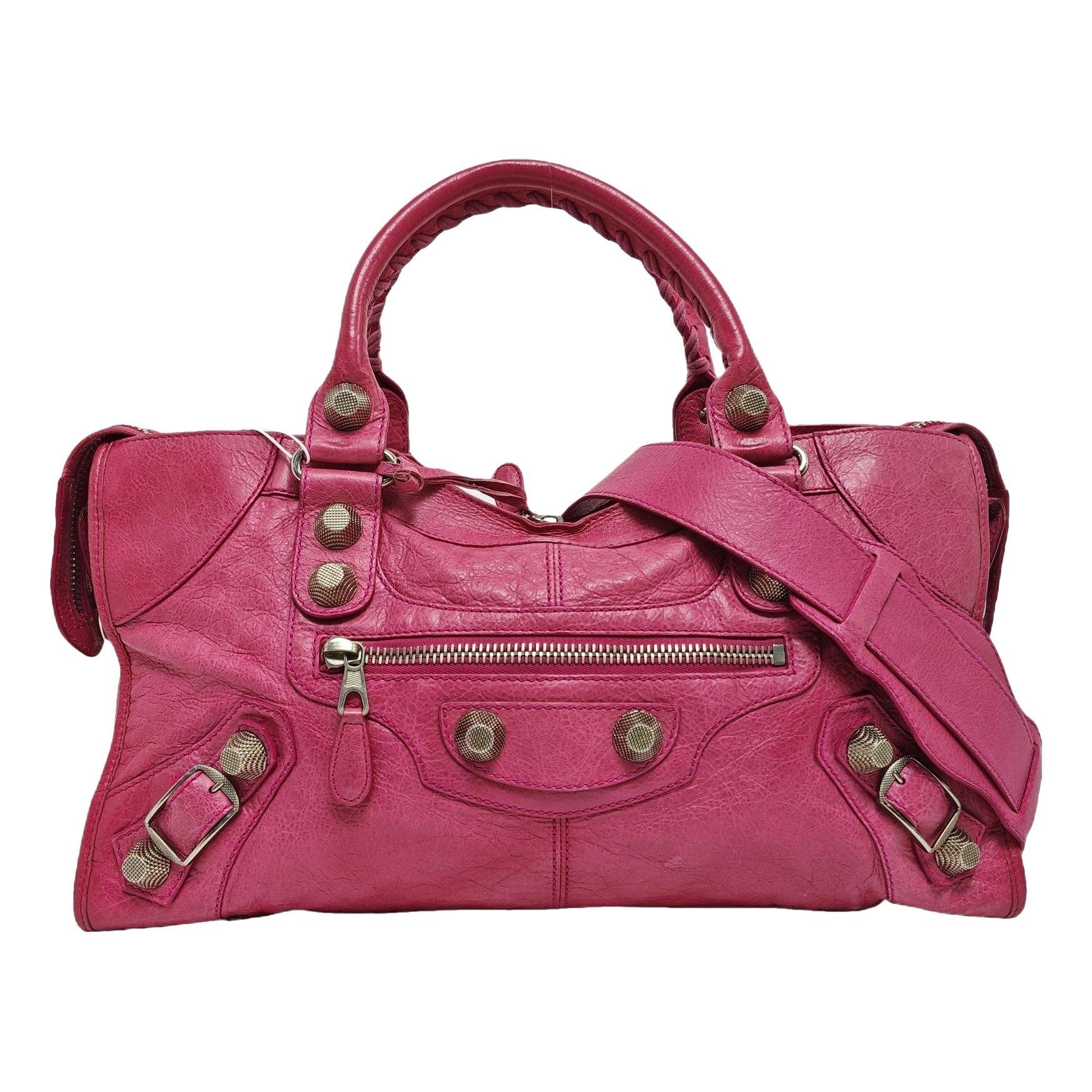 City leather handbag