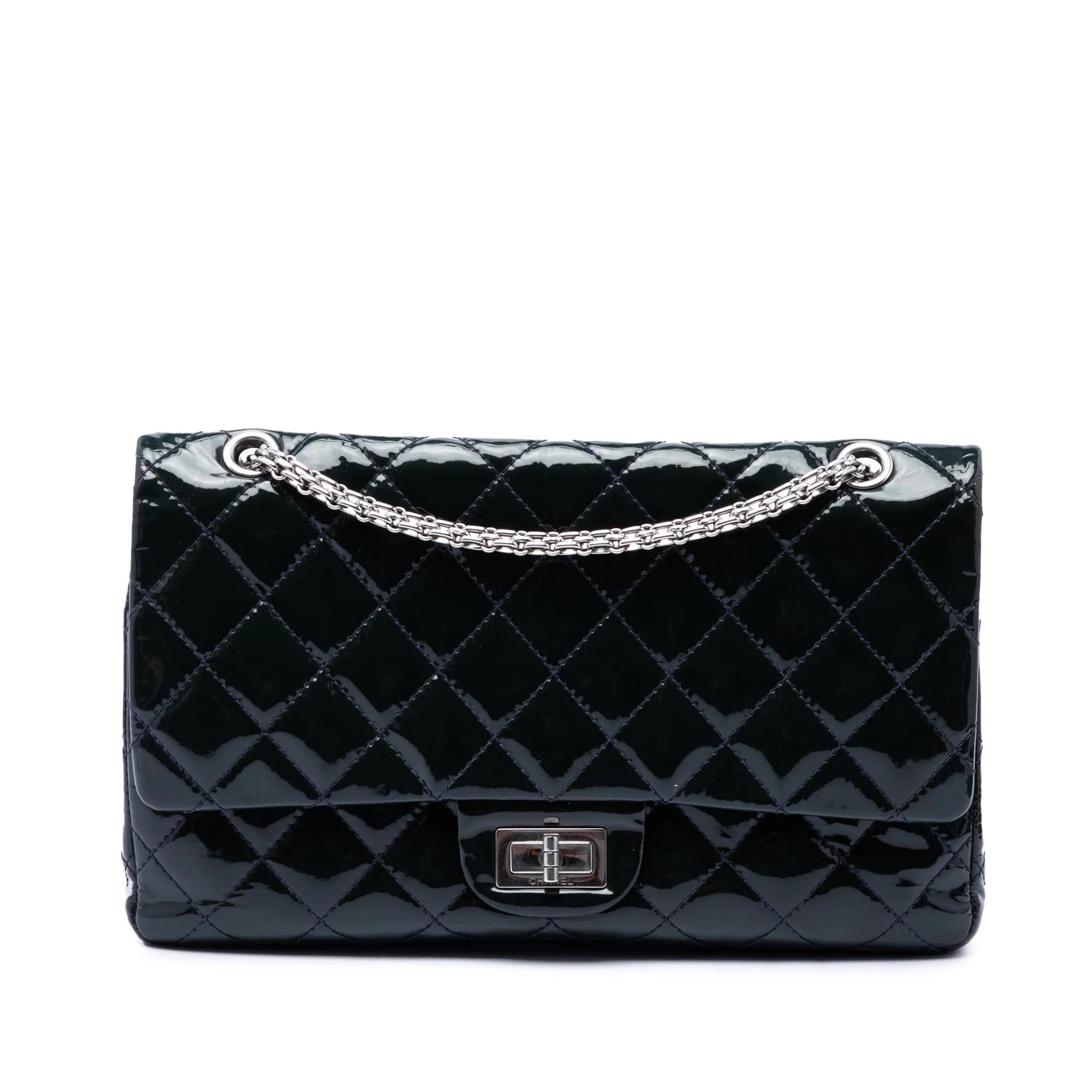 Timeless/Classique patent leather handbag