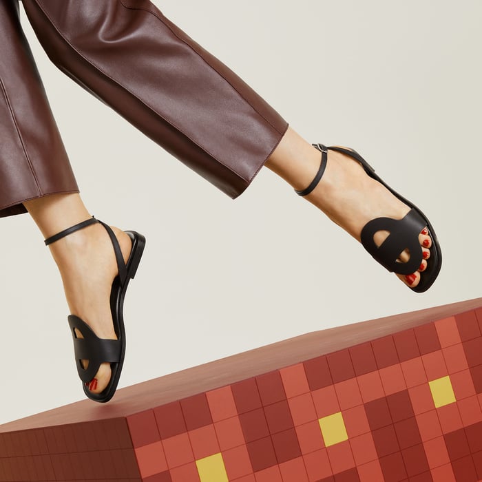 Noir Julie Sandal