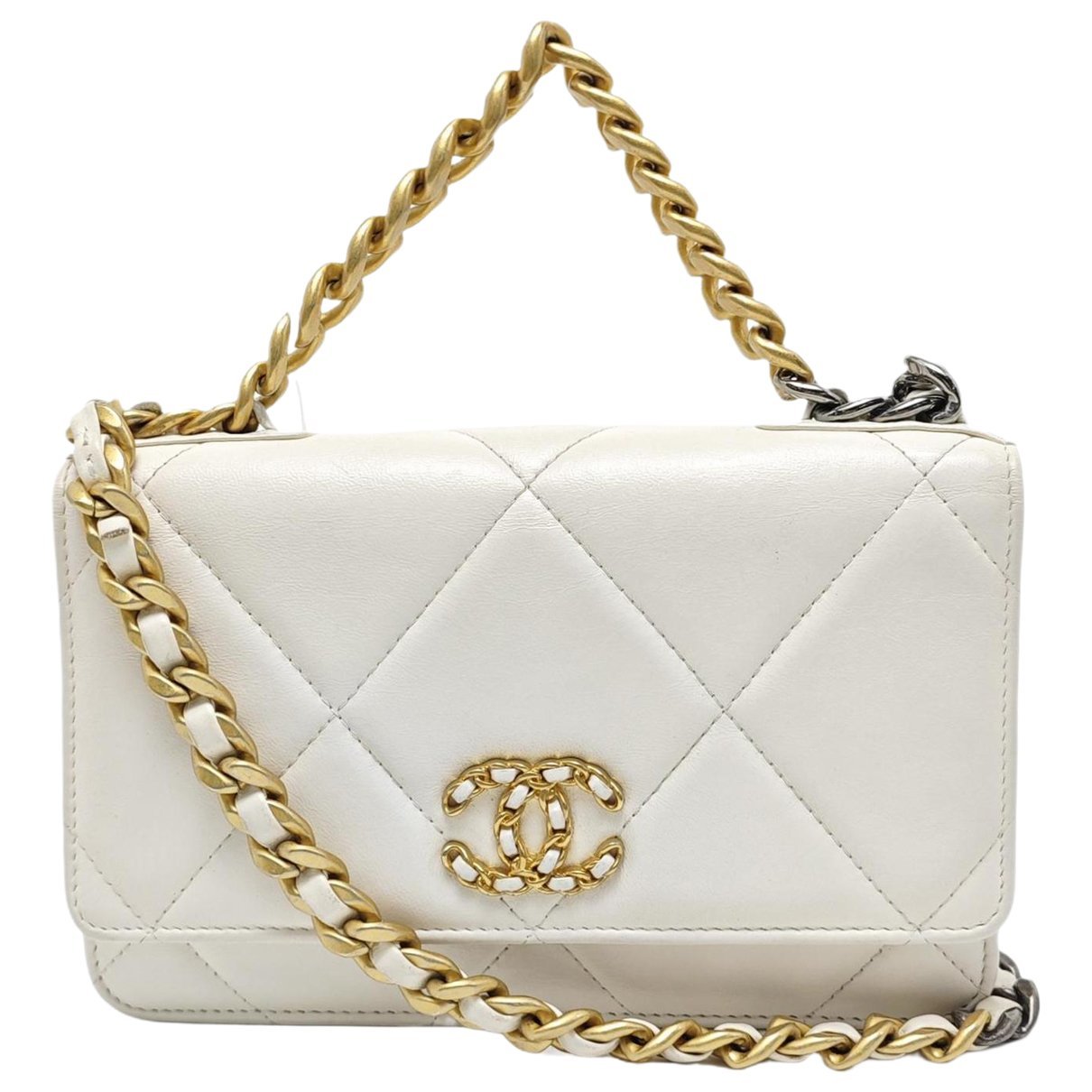 Chanel 19 handbag