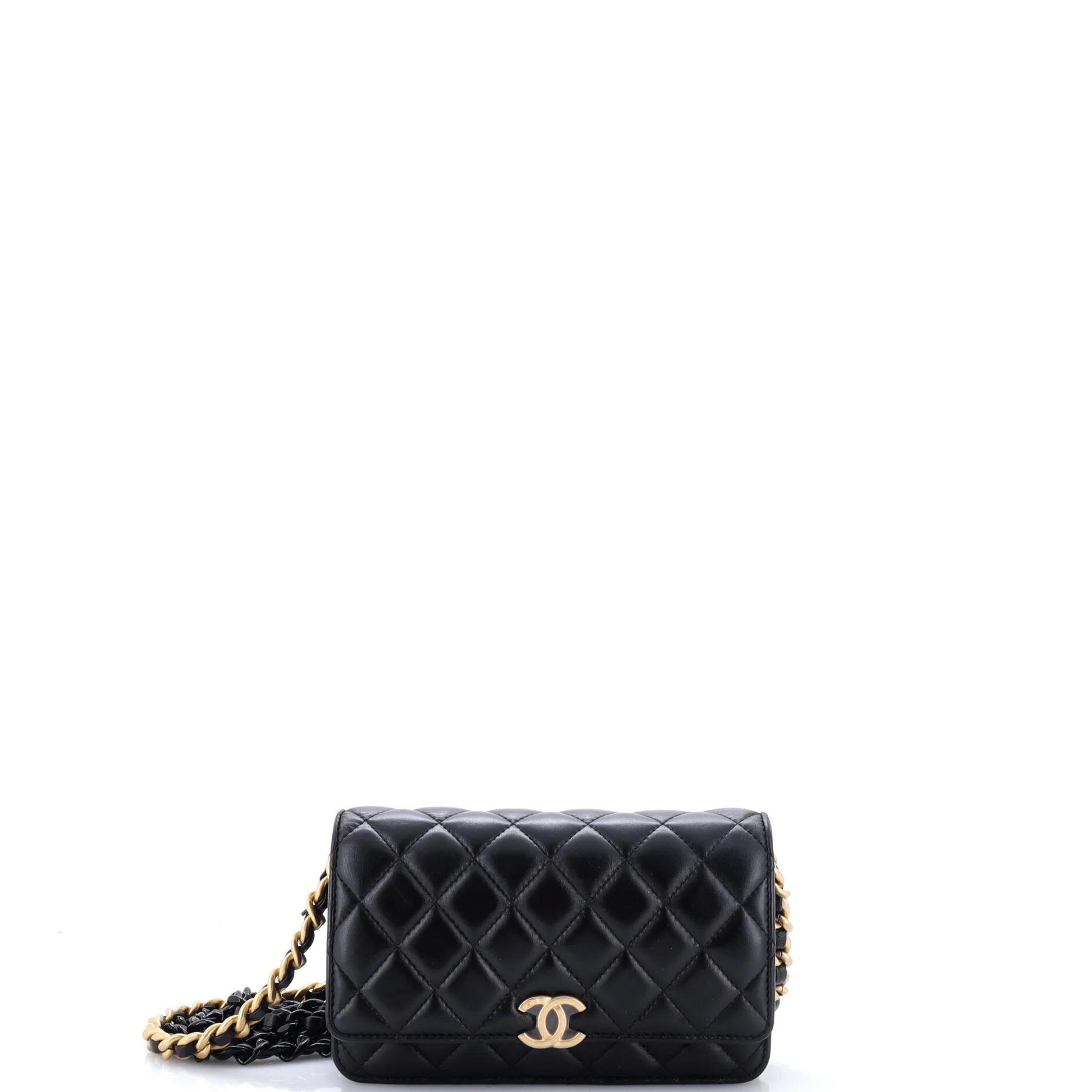 Wallet On Chain leather crossbody bag