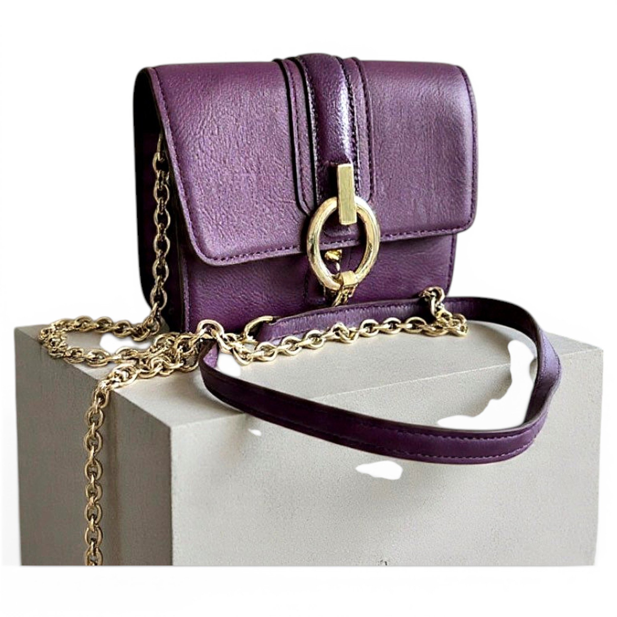 Leather crossbody bag