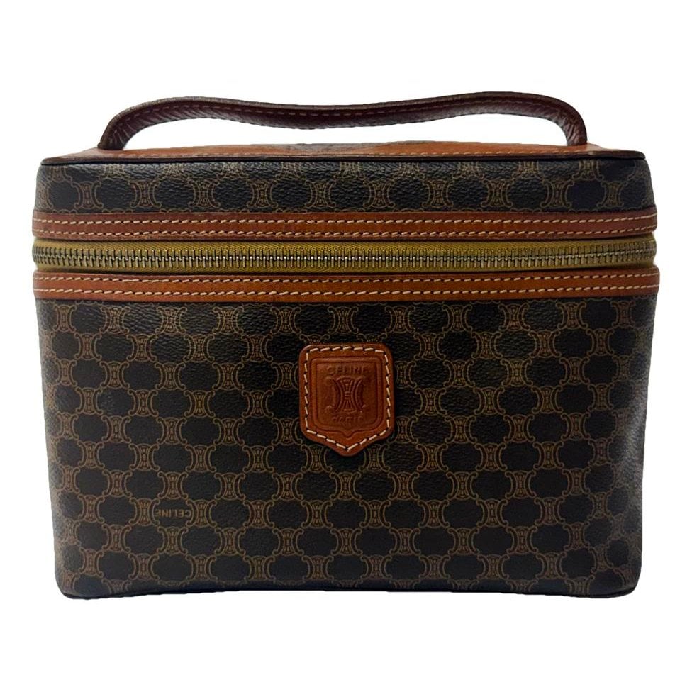 Leather vanity case