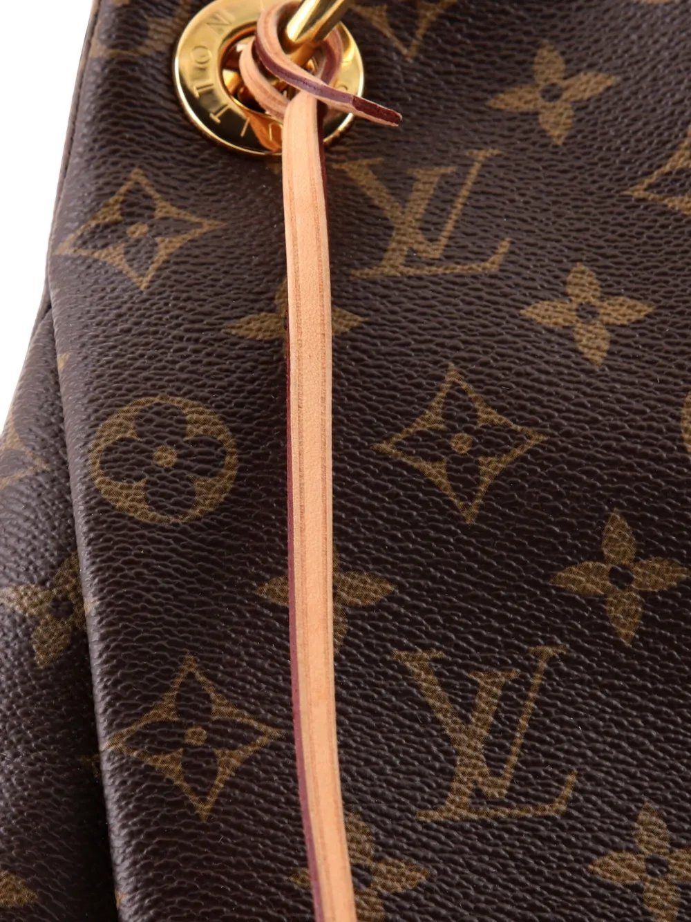 Louis Vuitton Artsy Handbag Monogram Canvas MM hobo bag