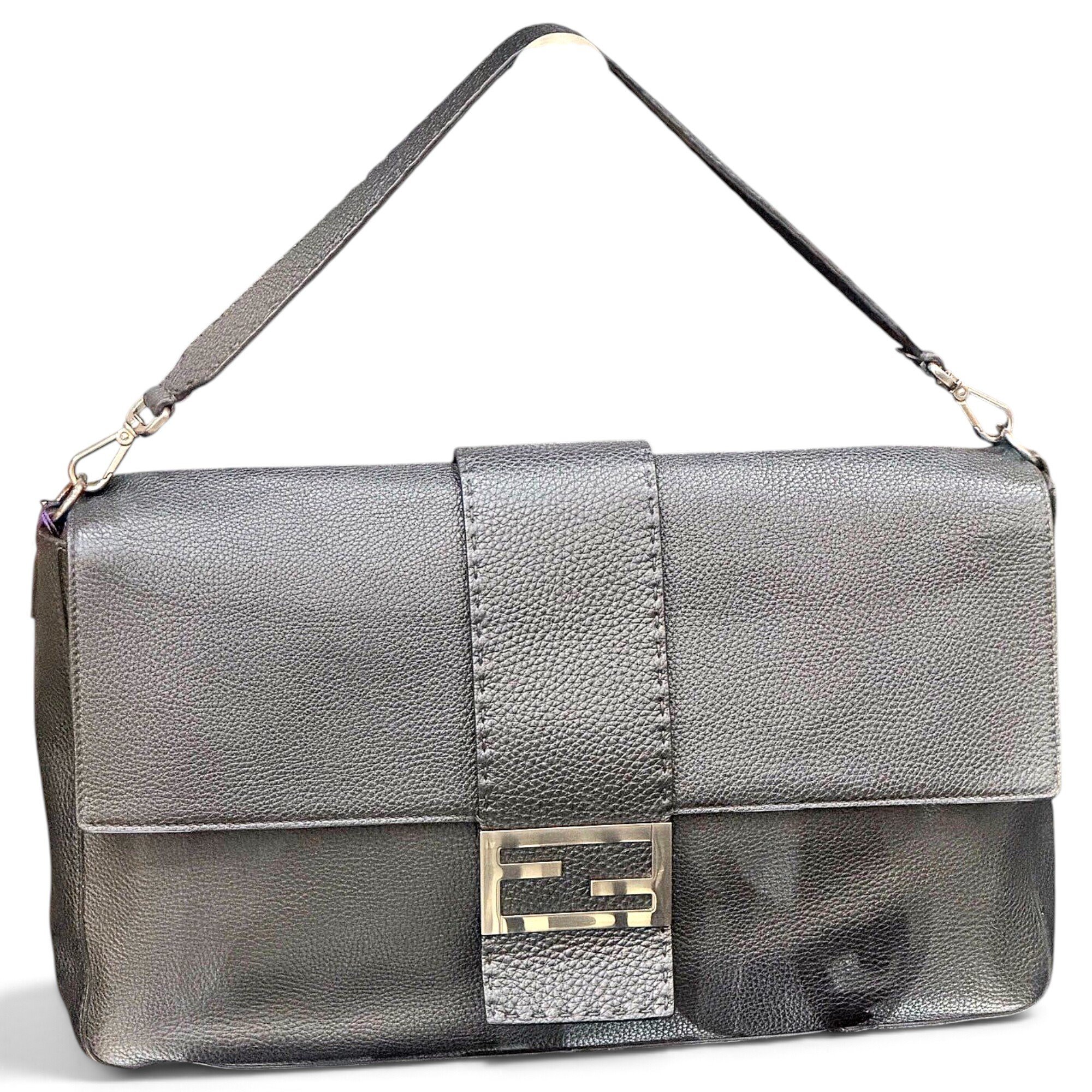 Baguette leather handbag