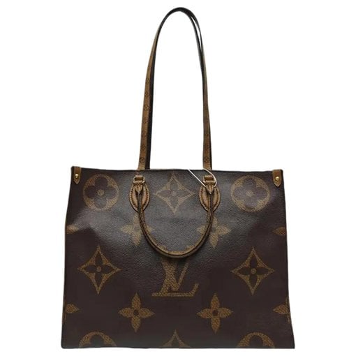 Onthego leather handbag