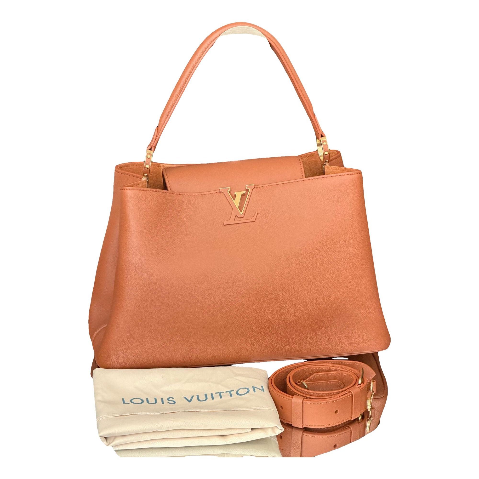 Capucines leather handbag