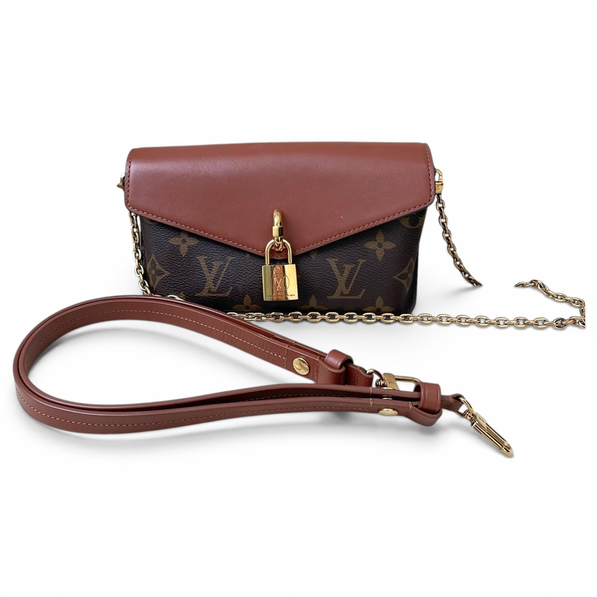 Pochette Accessoire leather handbag