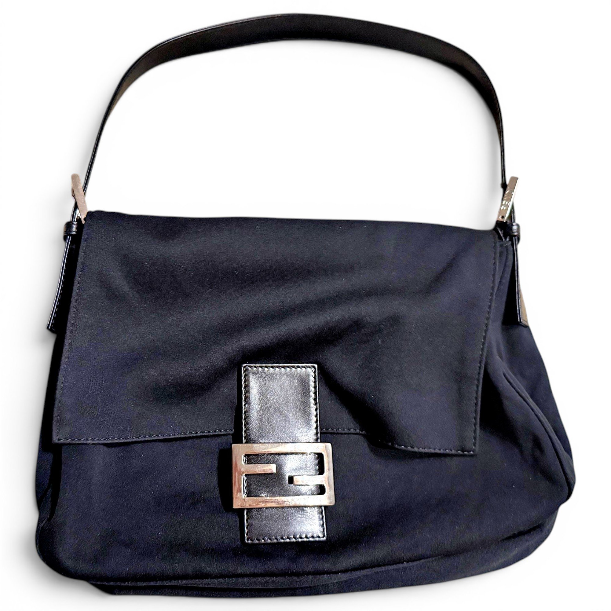 Baguette cloth handbag