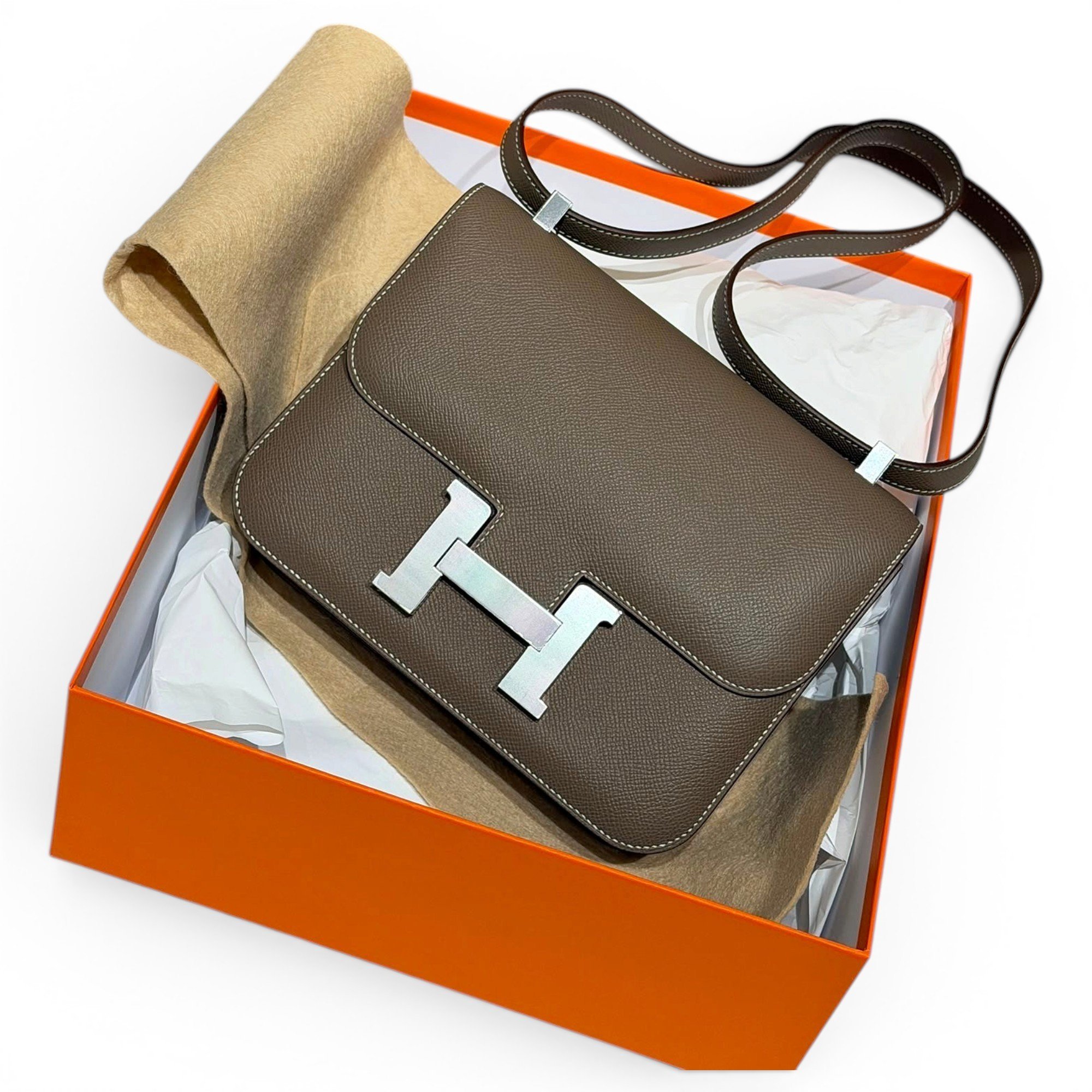 Constance leather handbag