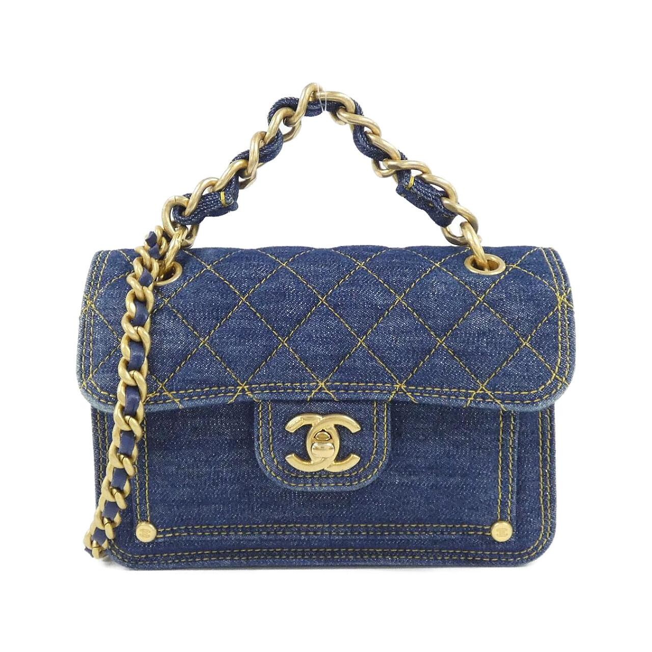 Chanel AS4051 bag