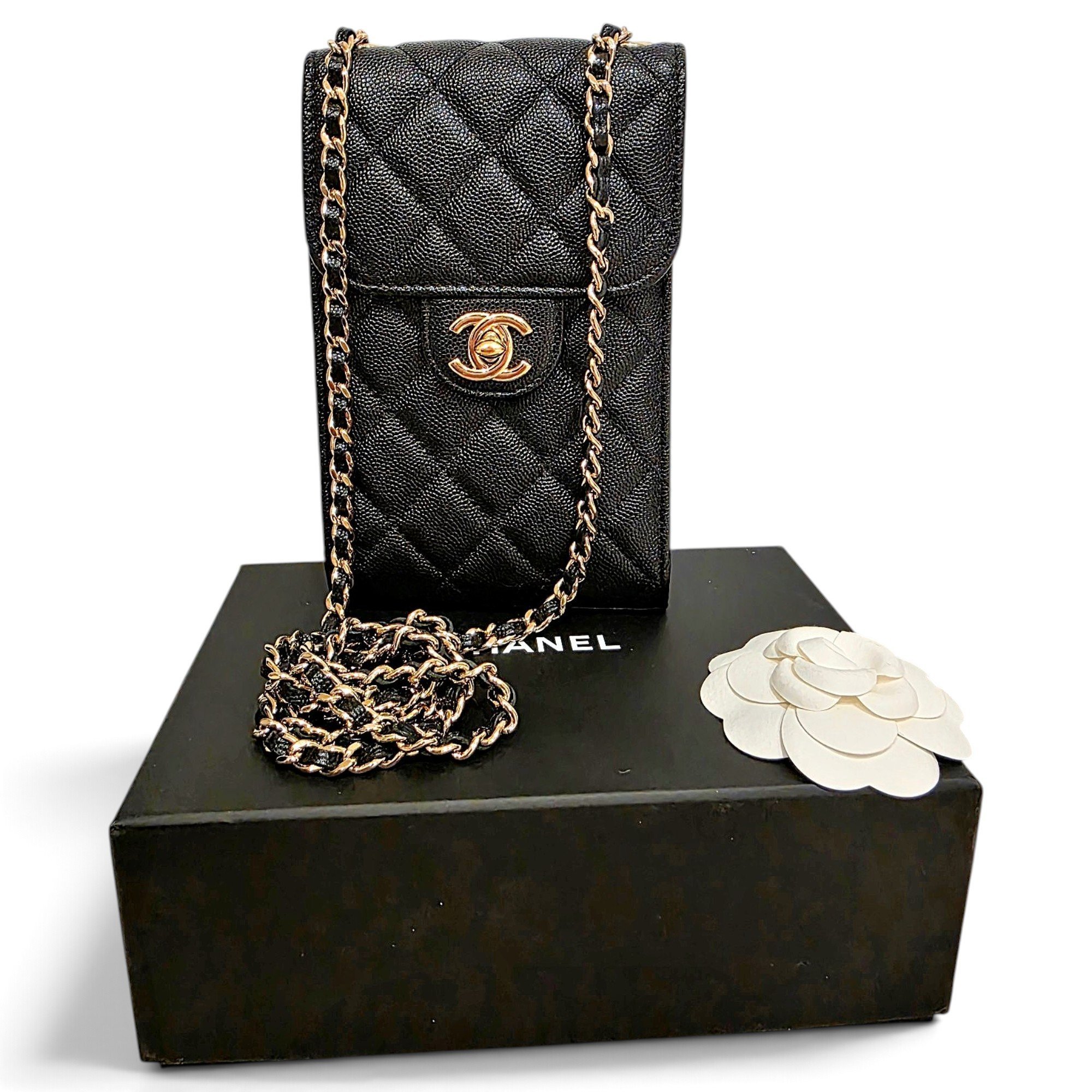 Wallet On Chain leather crossbody bag