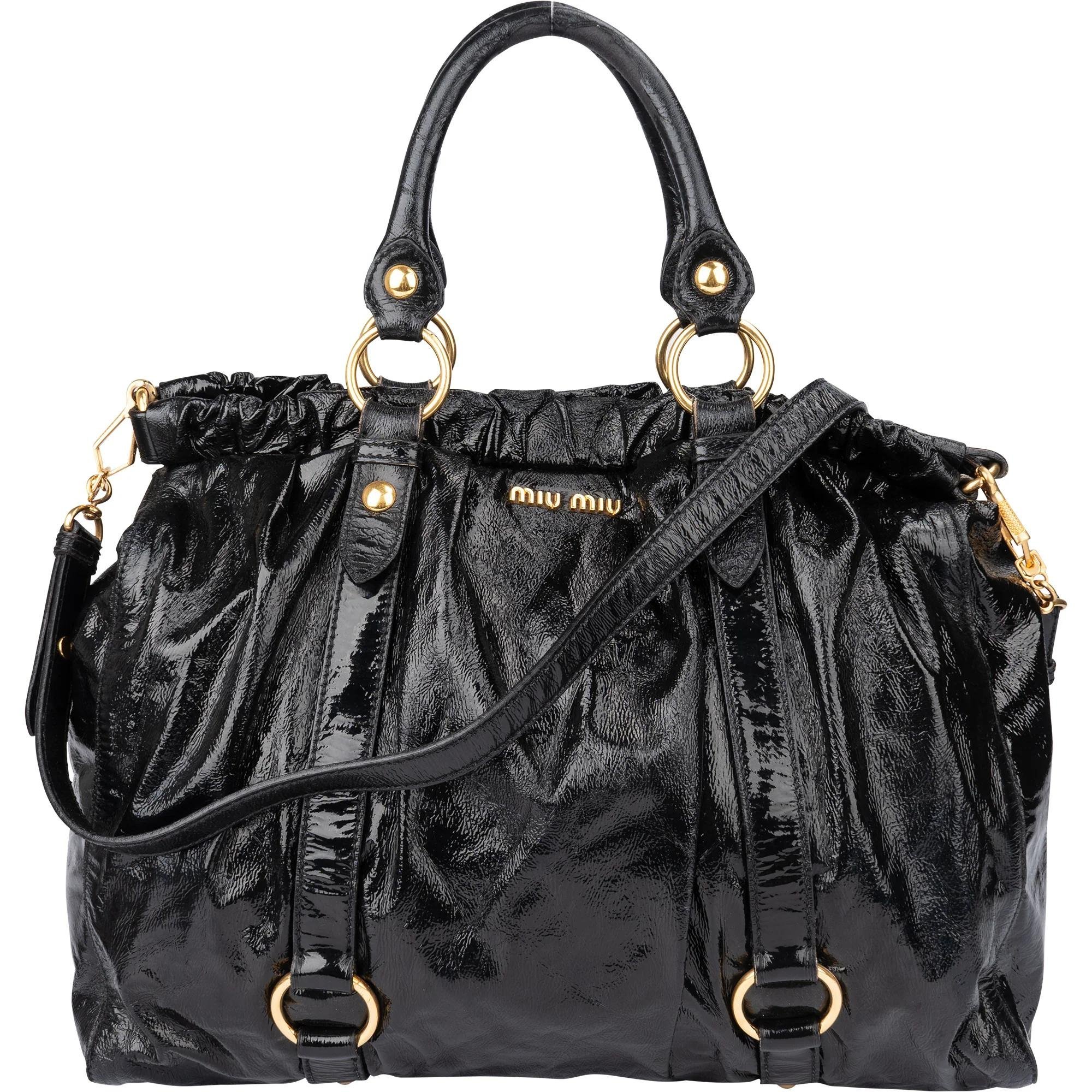 Matelassé patent leather handbag