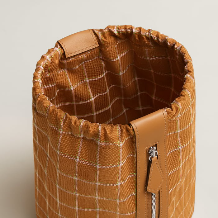 Trek-h Pouch