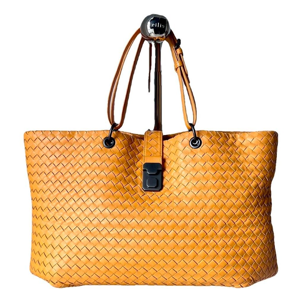 Leather bag