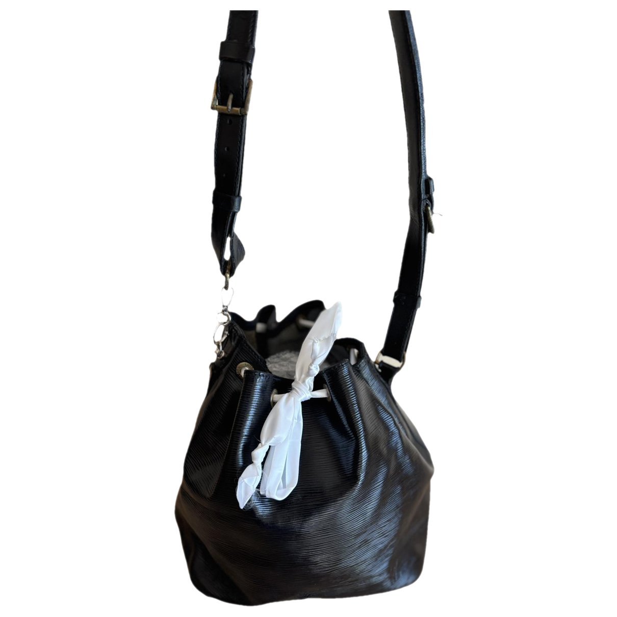 Noé leather handbag