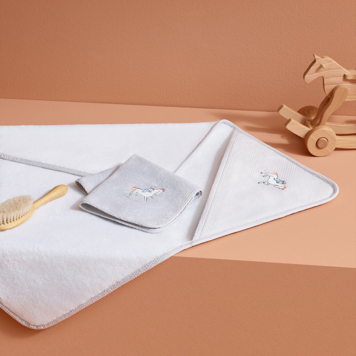 Gris Perle Cabriole Bath Set