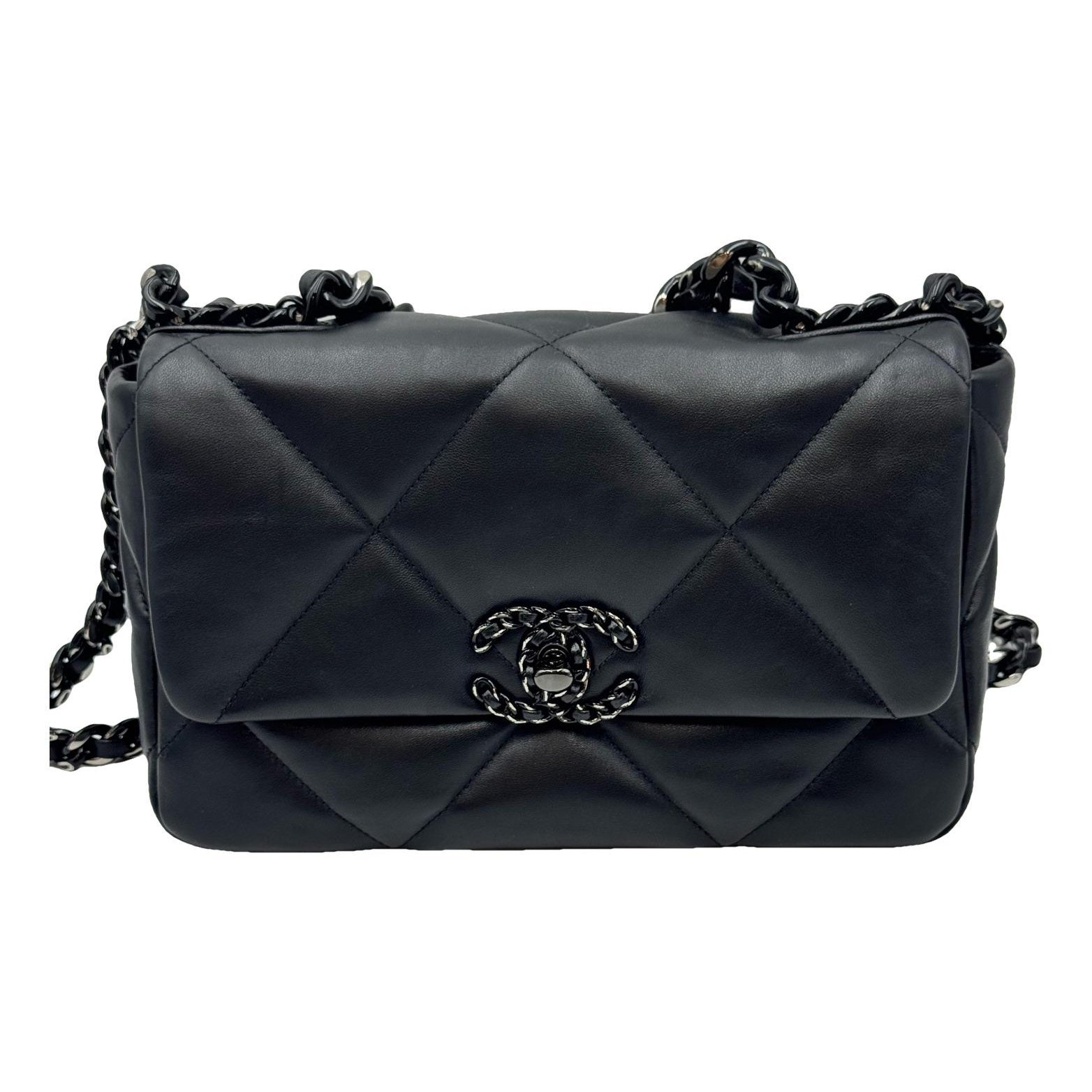 Chanel 19 leather handbag