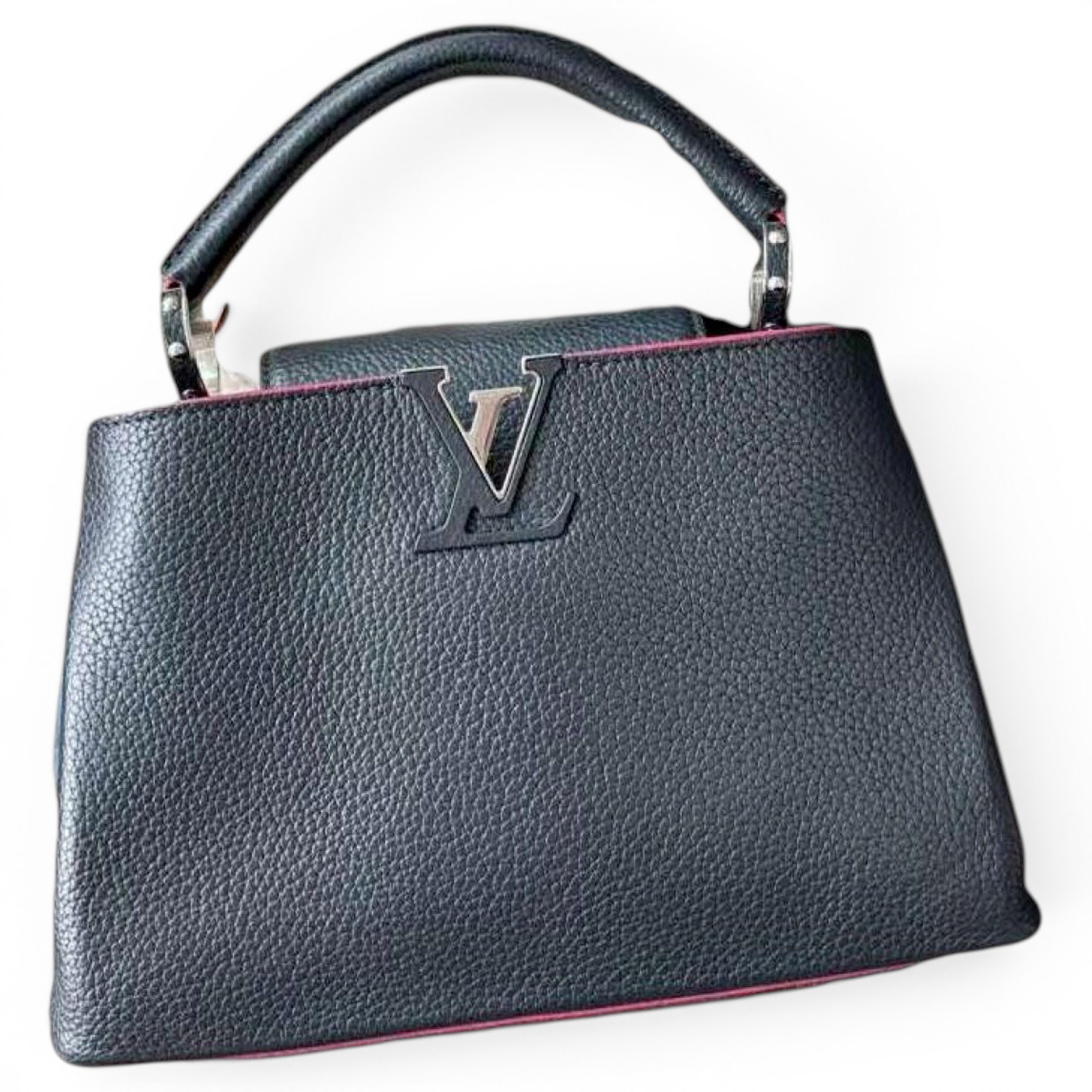 Capucines leather handbag