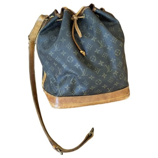Noé leather handbag
