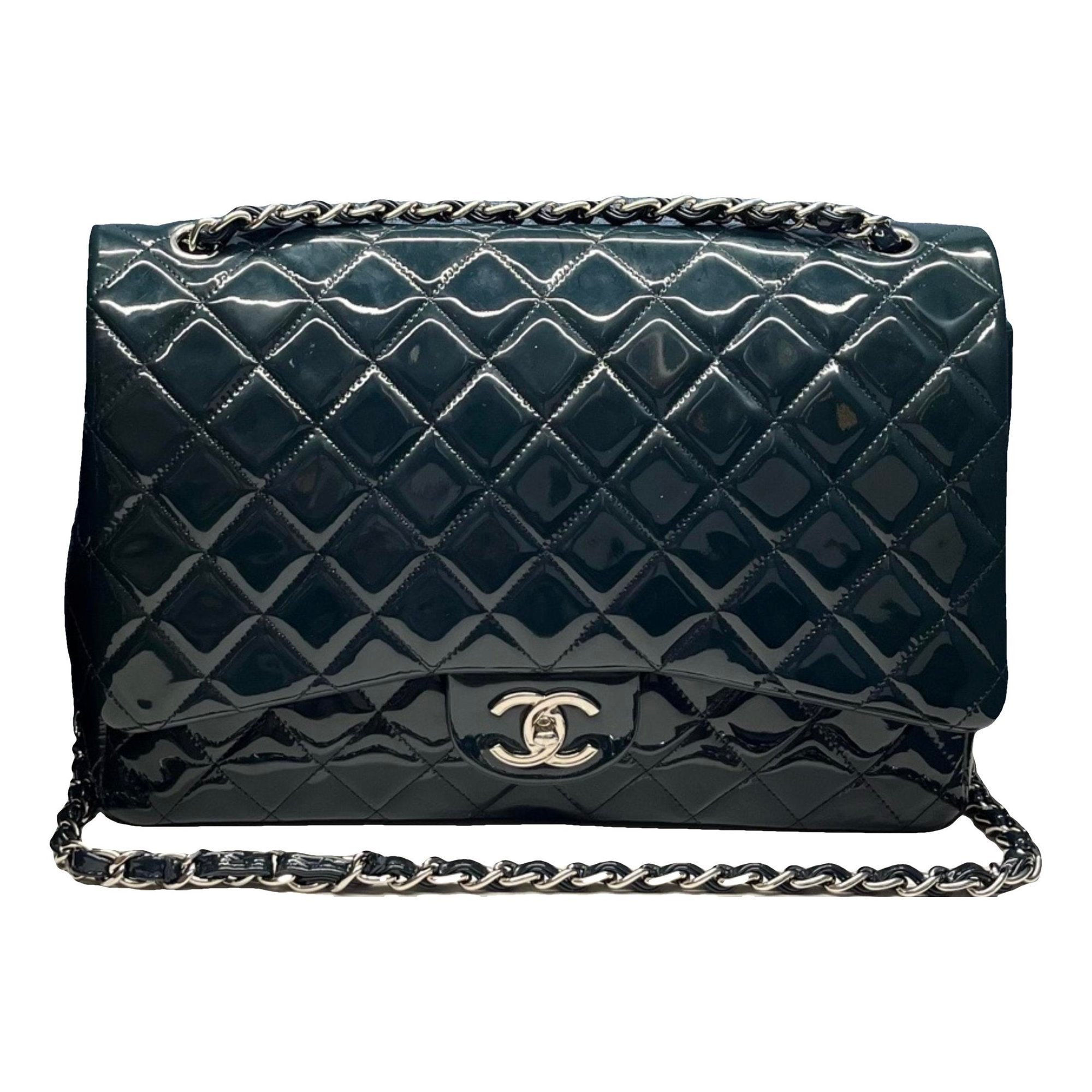 Timeless/Classique patent leather crossbody bag