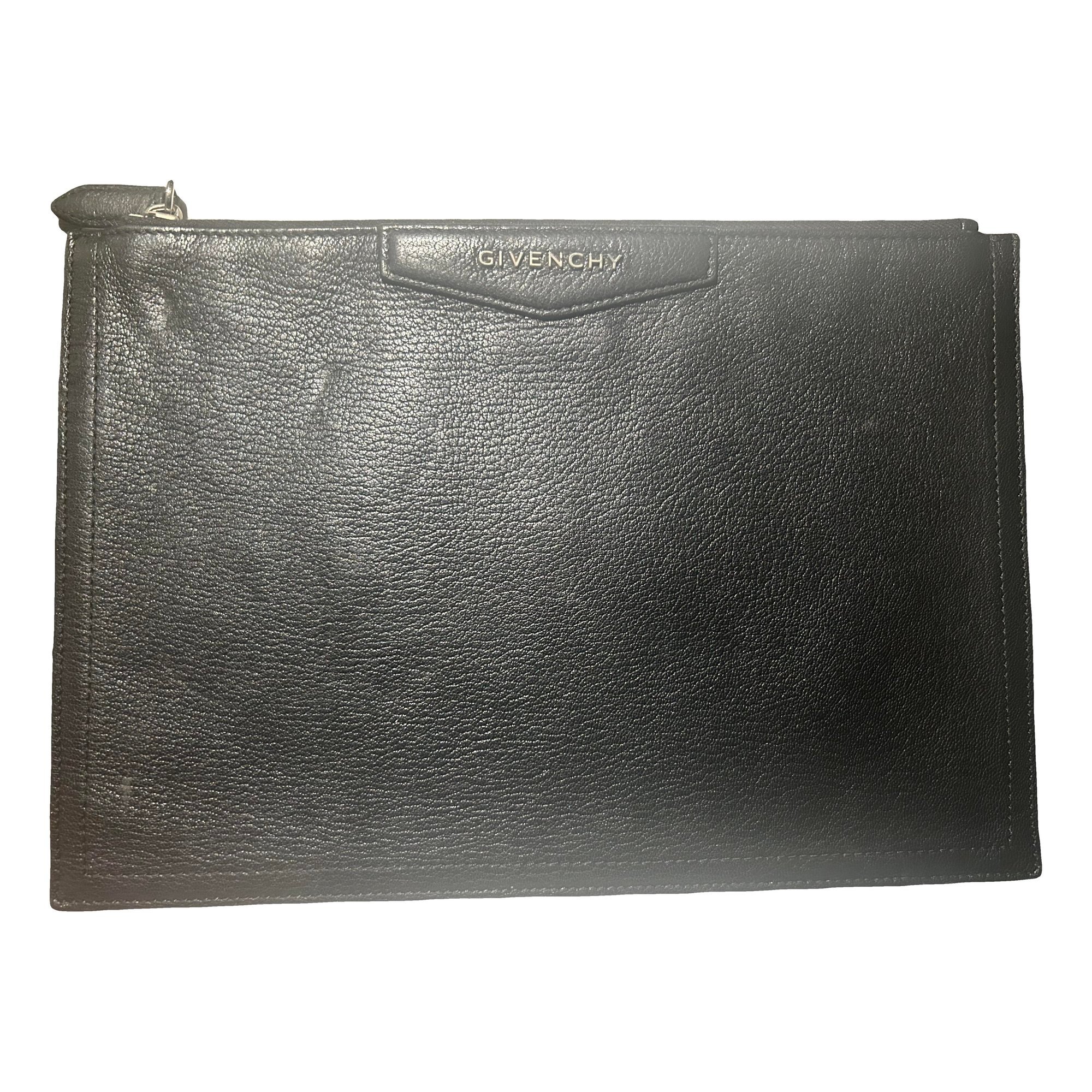 Antigona leather clutch bag