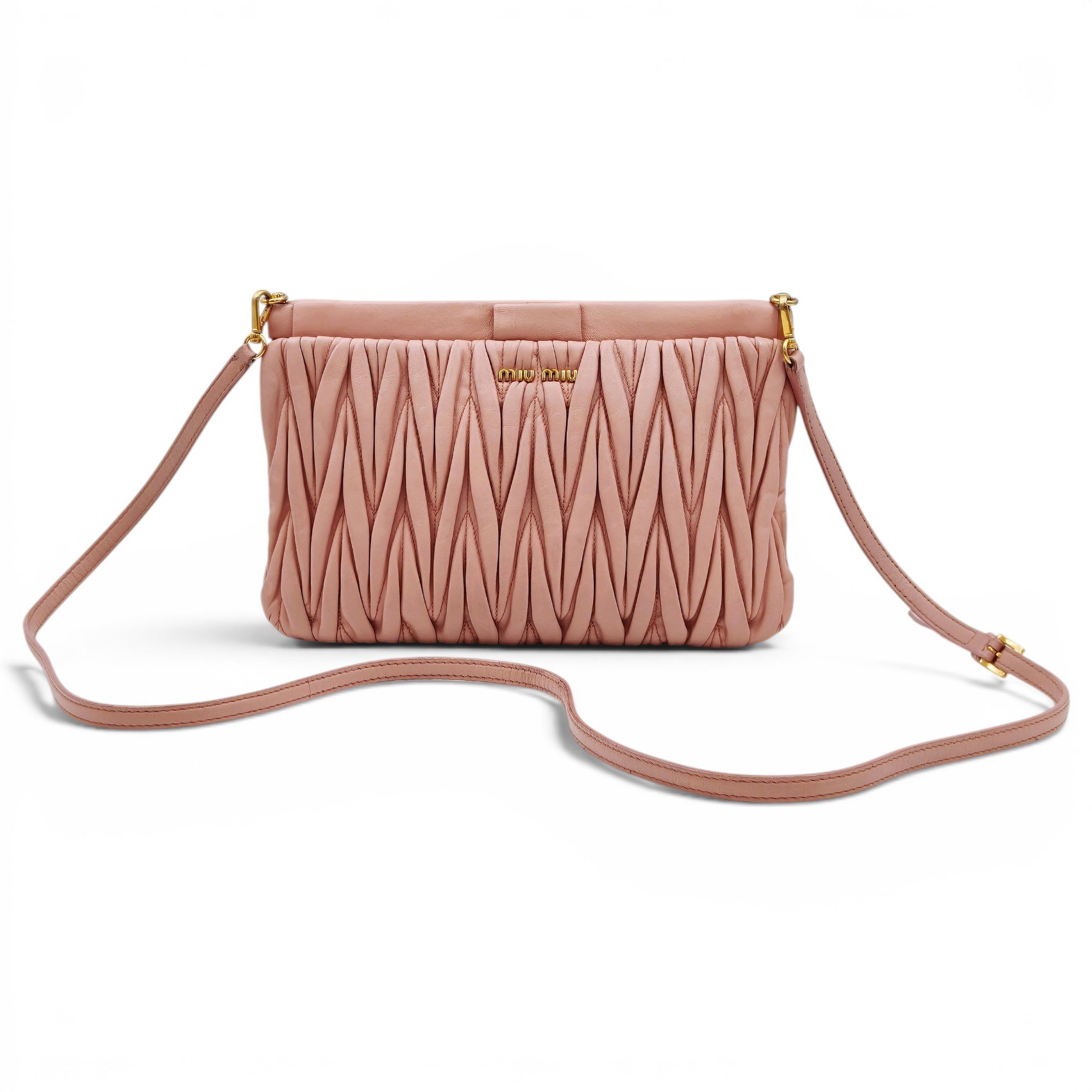 Matelassé leather handbag