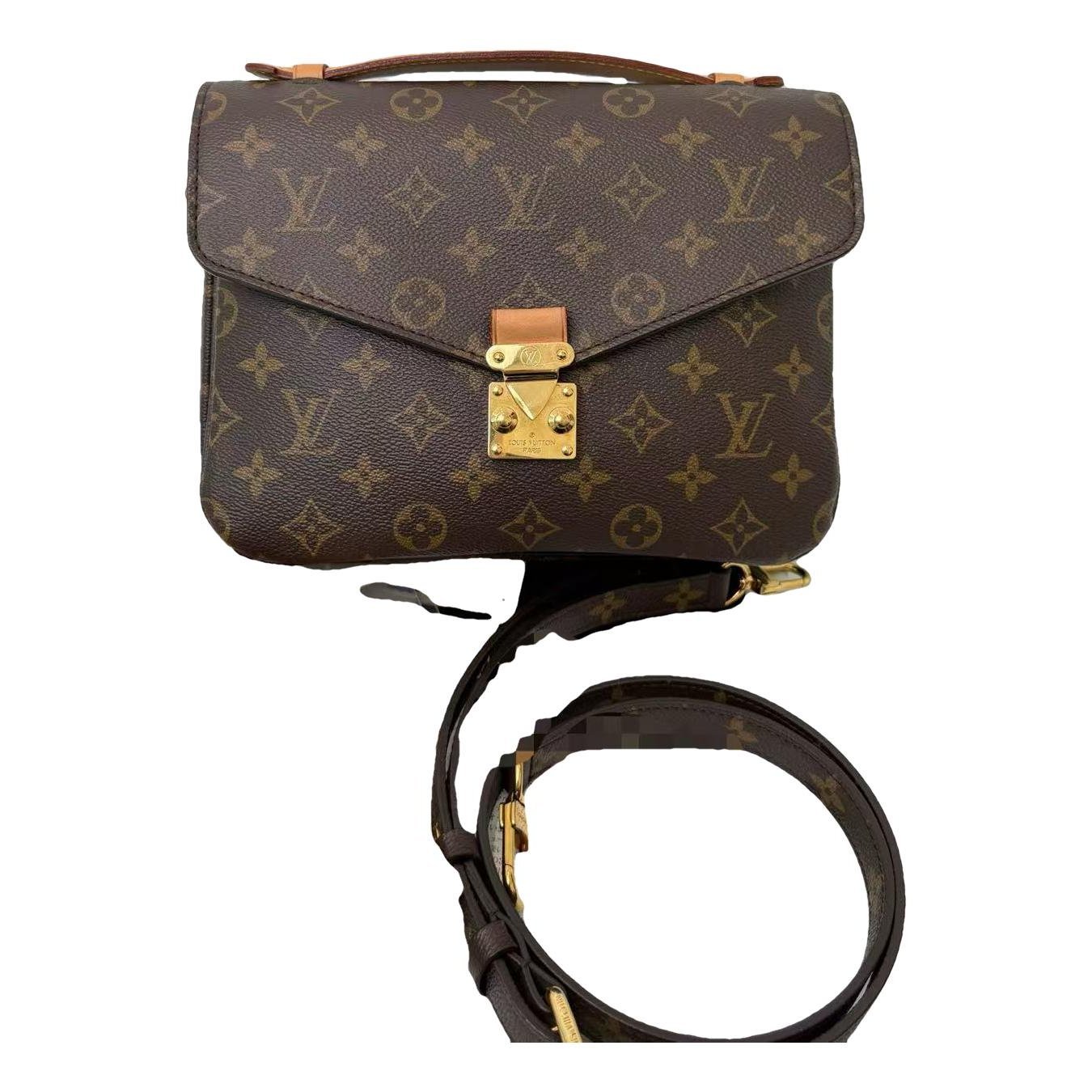 Metis leather handbag