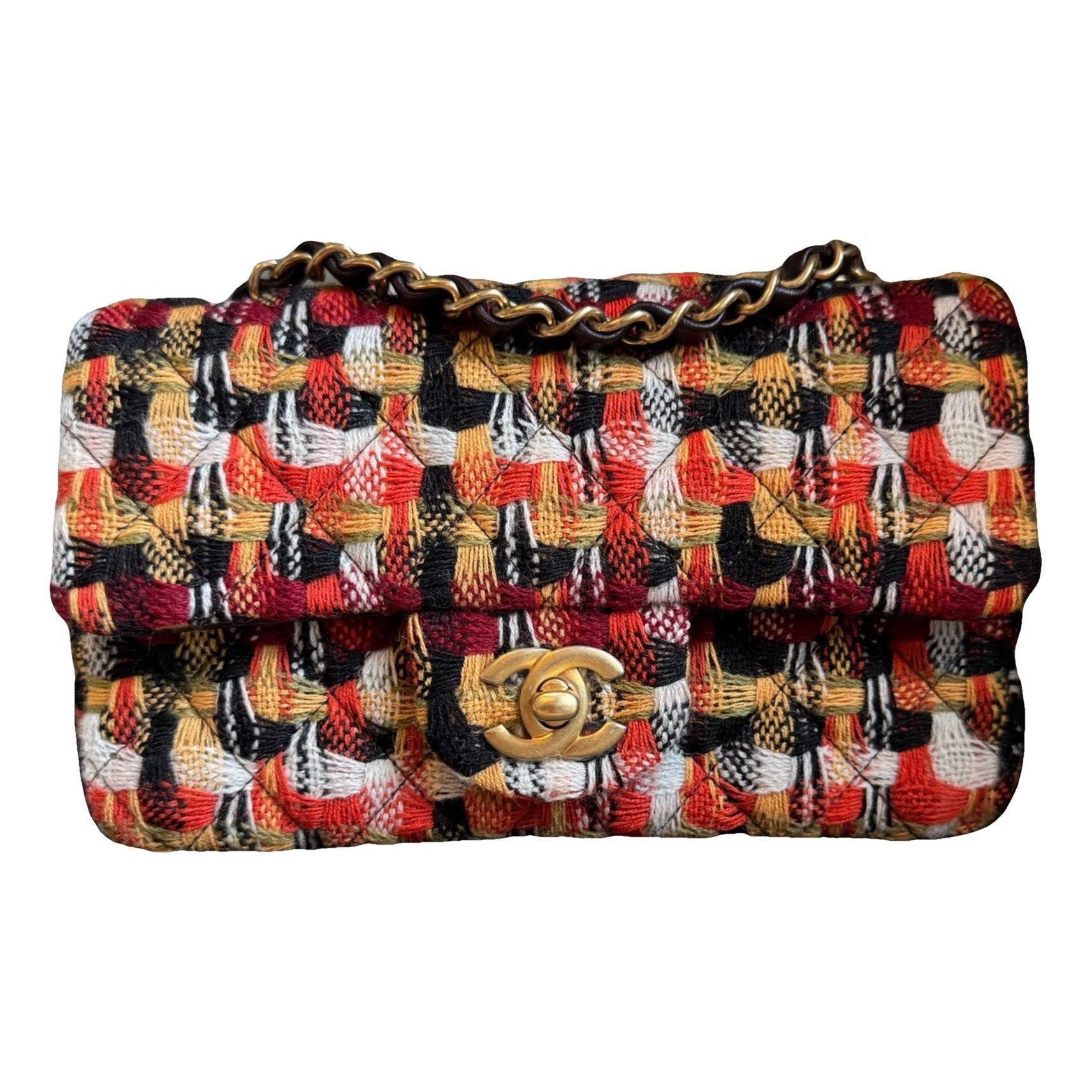 Timeless/Classique tweed crossbody bag