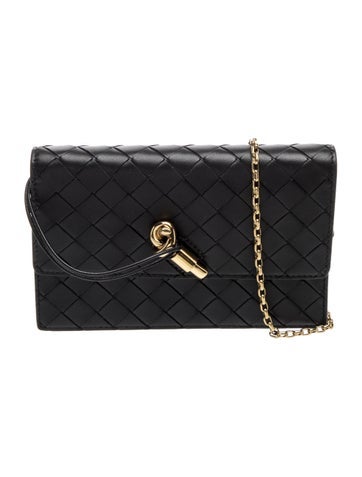 Intrecciato Andiamo pouch on chain w/ Tags