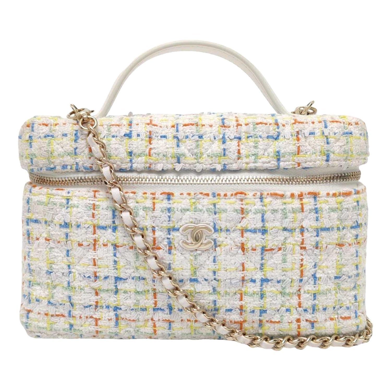Trendy CC Vanity cloth handbag