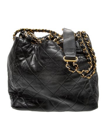 Quilted Chain Bucket Bag
